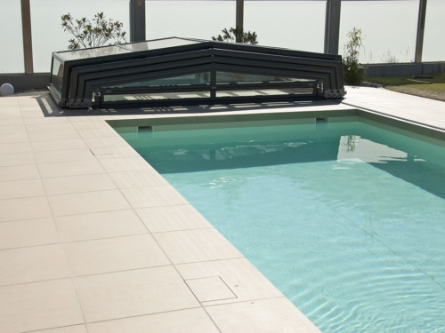 Modell DISCRET Niedrigüberdachung Pool