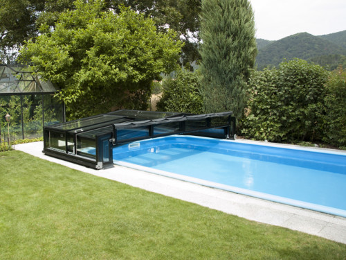 Modell MAESTRO Niedrigüberdachung Pool