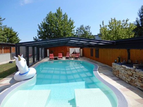 Modell MAESTRO Wandanbau, halb geöffnet