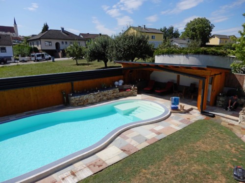 Modell MAESTRO Wandanbau, geöffnet, schienenlos